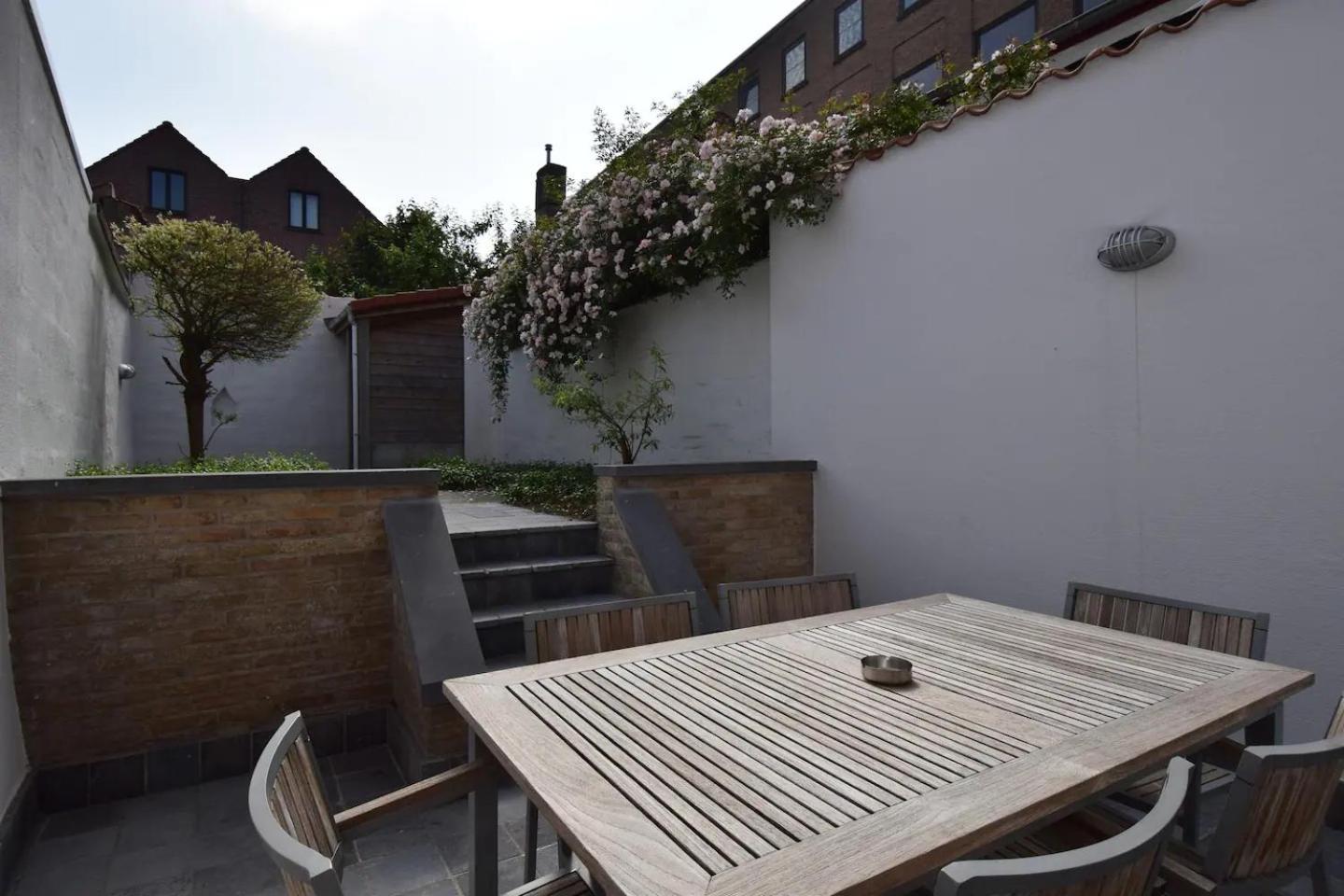 Hébergement de vacances Brugse Charme Met Tuin Aan Het Water 8p *